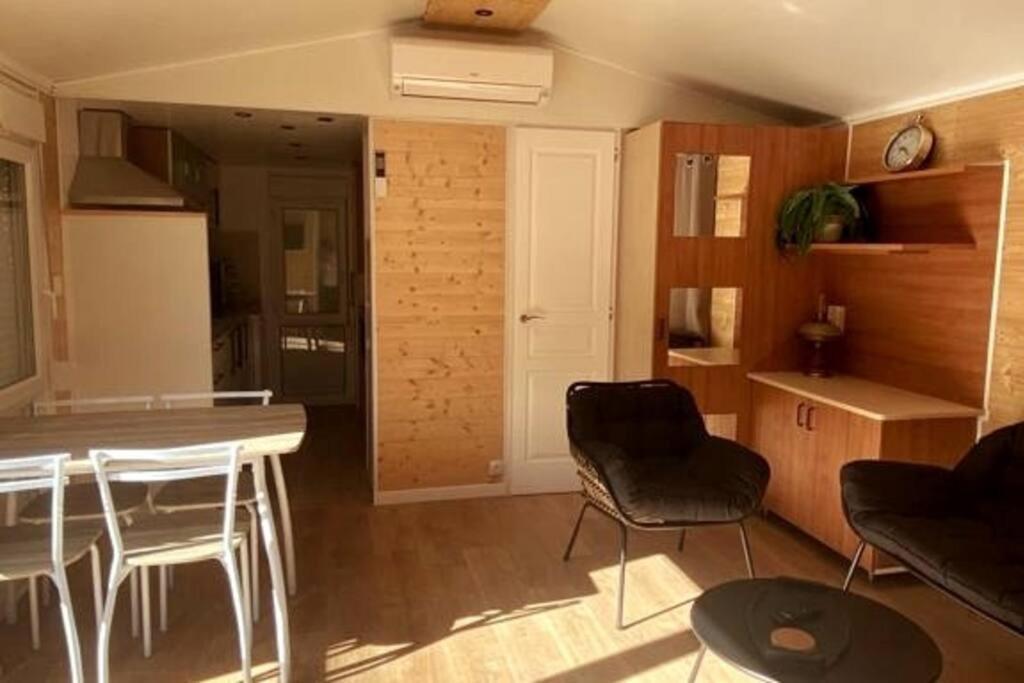 Mobil Home De Patricia Et Franck A Sigean Exteriér fotografie